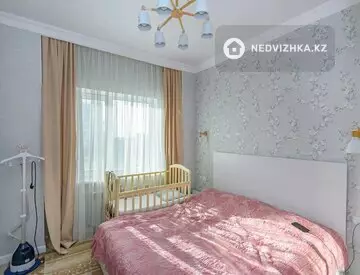 3-комнатная квартира, этаж 1 из 10, 80 м²