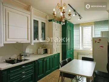 4-комнатная квартира, этаж 2 из 10, 148 м²