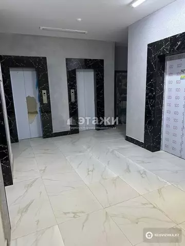 3-комнатная квартира, этаж 21 из 22, 92 м²