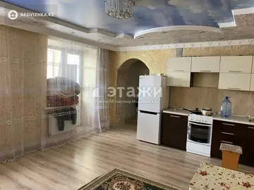 1-комнатная квартира, этаж 3 из 9, 42 м²