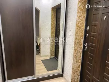 1-комнатная квартира, этаж 3 из 9, 42 м²