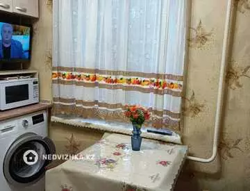2-комнатная квартира, этаж 2 из 5, 45 м², на длительный срок