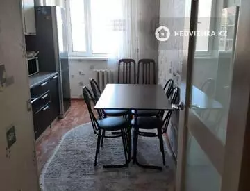 2-комнатная квартира, этаж 12 из 12, 64 м²