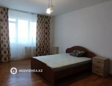 2-комнатная квартира, этаж 11 из 13, 77 м²