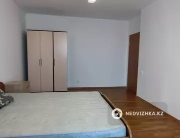 2-комнатная квартира, этаж 11 из 13, 77 м²