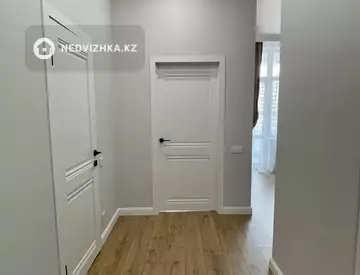 2-комнатная квартира, этаж 5 из 17, 50 м²