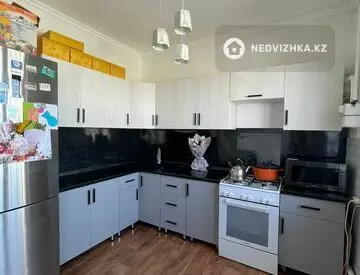 2-комнатный дом, 10.2 соток, 90 м²