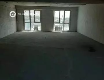 3-комнатная квартира, этаж 7 из 10, 98 м²