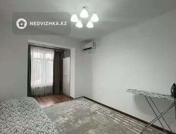 1-комнатная квартира, этаж 3 из 13, 43 м², на длительный срок