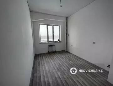 1-комнатная квартира, этаж 4 из 6, 40 м²