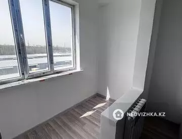 1-комнатная квартира, этаж 4 из 6, 40 м²