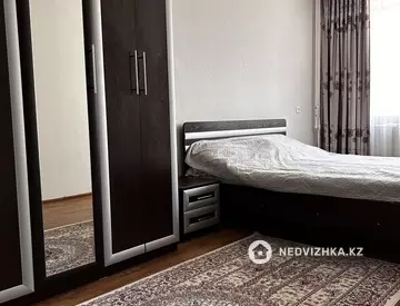 5-комнатная квартира, этаж 2 из 5, 104 м²