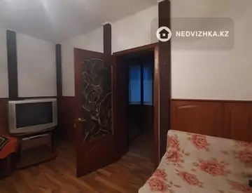 2-комнатная квартира, этаж 2 из 3, 40 м²