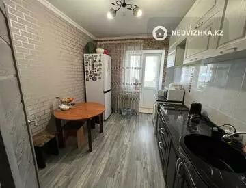 2-комнатная квартира, этаж 9 из 9, 55 м²