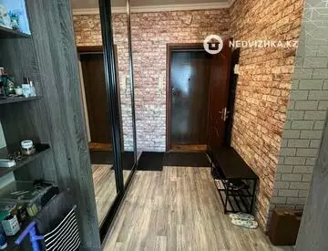 2-комнатная квартира, этаж 9 из 9, 55 м²