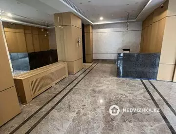 3-комнатная квартира, этаж 17 из 21, 113 м²