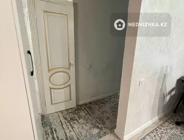 1-комнатная квартира, этаж 9 из 9, 34 м²