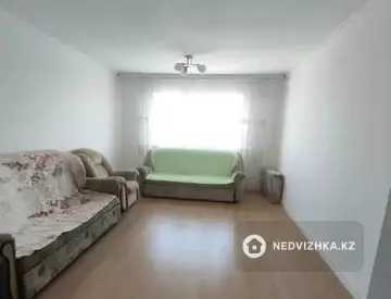 3-комнатная квартира, этаж 24 из 25, 90 м²