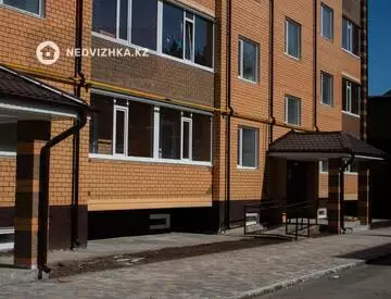 2-комнатная квартира, этаж 4 из 6, 68 м²