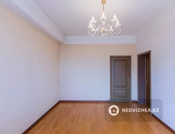 3-комнатная квартира, этаж 12 из 9, 100 м²