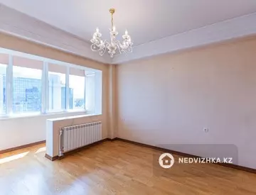 3-комнатная квартира, этаж 12 из 9, 100 м²