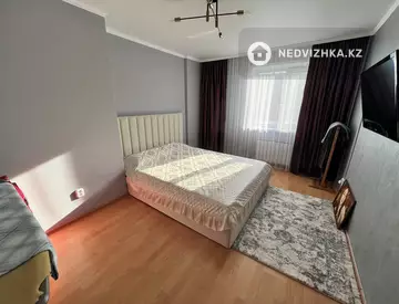 3-комнатная квартира, этаж 8 из 9, 80 м²