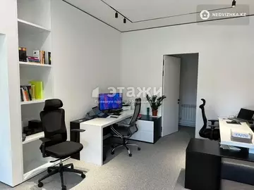 Офисное помещение, этаж 2 из 24, 300 м²