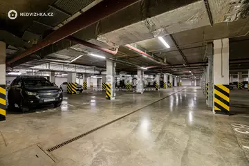 5-комнатная квартира, этаж 2 из 9, 140 м²