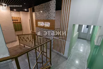 5-комнатная квартира, этаж 2 из 9, 140 м²