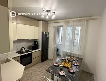 70 м², 3-комнатная квартира, этаж 4 из 12, 70 м², изображение - 5