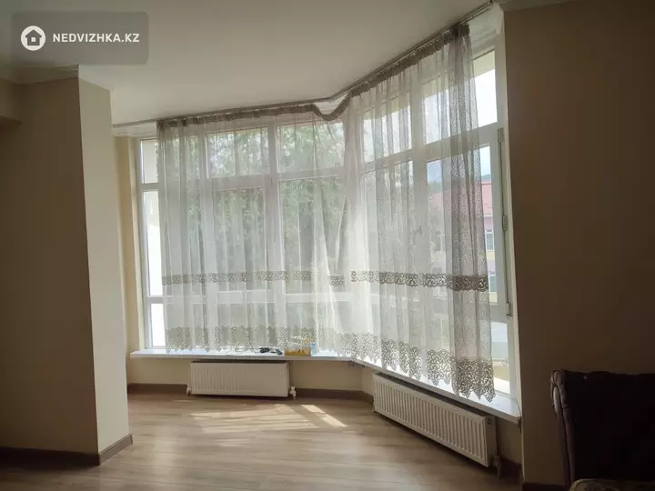 60 м², 2-комнатная квартира, этаж 3 из 5, 60 м², изображение - 1