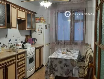 80 м², 4-комнатная квартира, этаж 3 из 10, 80 м², изображение - 1