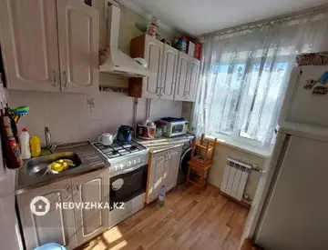 61.4 м², 4-комнатная квартира, этаж 3 из 5, 61 м², изображение - 2