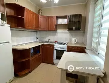 45 м², 2-комнатная квартира, этаж 2 из 4, 45 м², посуточно, изображение - 0