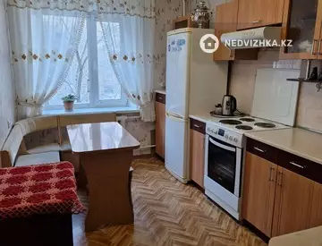 62 м², 3-комнатная квартира, этаж 3 из 10, 62 м², изображение - 0