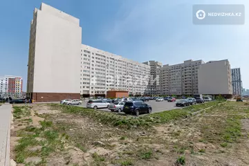 60 м², 2-комнатная квартира, этаж 2 из 13, 60 м², изображение - 1