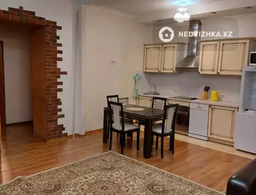 6-комнатная квартира, этаж 8 из 16, 116 м², на длительный срок