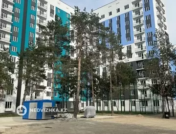 1-комнатная квартира, этаж 1 из 12, 21 м²