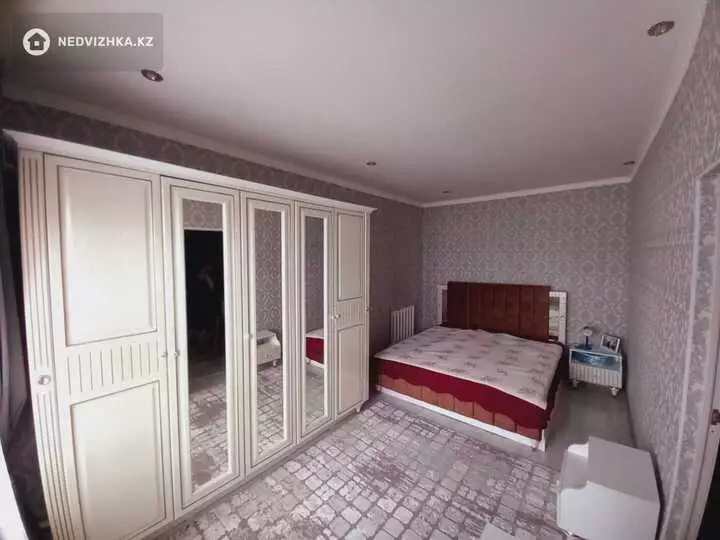 220 м², 7-комнатный дом, 4 соток, 220 м², изображение - 1