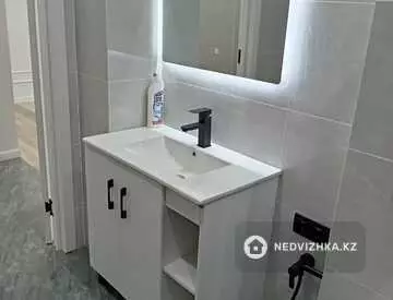 2-комнатная квартира, этаж 5 из 18, 53 м²