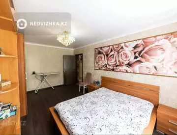 3-комнатная квартира, этаж 4 из 5, 76 м²