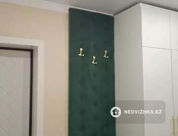 2-комнатная квартира, этаж 10 из 10, 62 м²