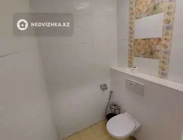 2-комнатная квартира, этаж 10 из 25, 70 м², на длительный срок