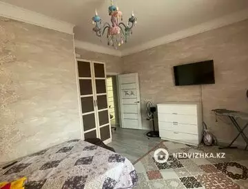 4-комнатная квартира, этаж 6 из 16, 134 м²