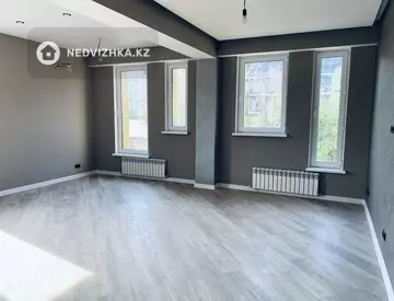 2-комнатная квартира, этаж 3 из 13, 62 м²