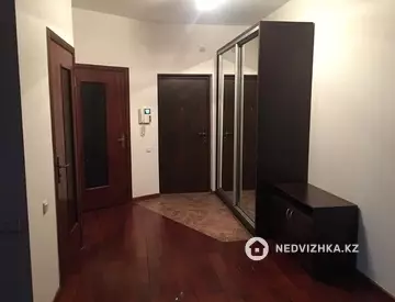 3-комнатная квартира, этаж 19 из 23, 118 м²