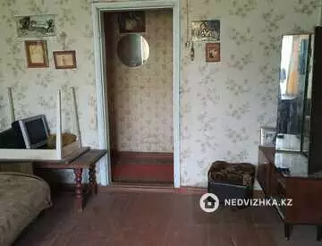 2-комнатная квартира, этаж 1 из 2, 50 м²