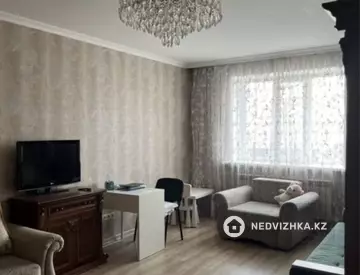 4-комнатная квартира, этаж 5 из 9, 107 м²