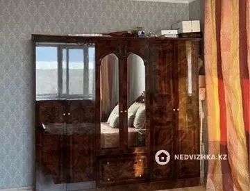 4-комнатная квартира, этаж 5 из 9, 107 м²