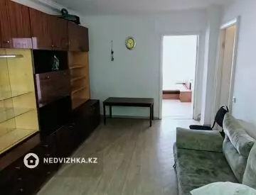 2-комнатная квартира, этаж 4 из 5, 50 м²